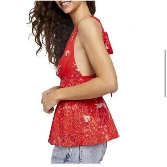✨ HP✨NWOT✨Free People Brinkley Smocked Tank Top✨ - Picture 3 of 6